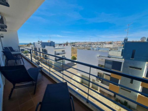 Klimatisierte Ferienwohnung am Strand, 2 Schlafzimmer, 2 Bäder, WiFi